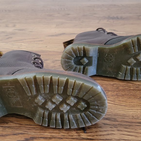 Dr. Martens Steel Toe Safety Shoe Slip Resistant - Women US 9 / Men US 8 - Picture 5 of 7